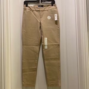Old Navy Mid Rise Khaki Pants Size 2